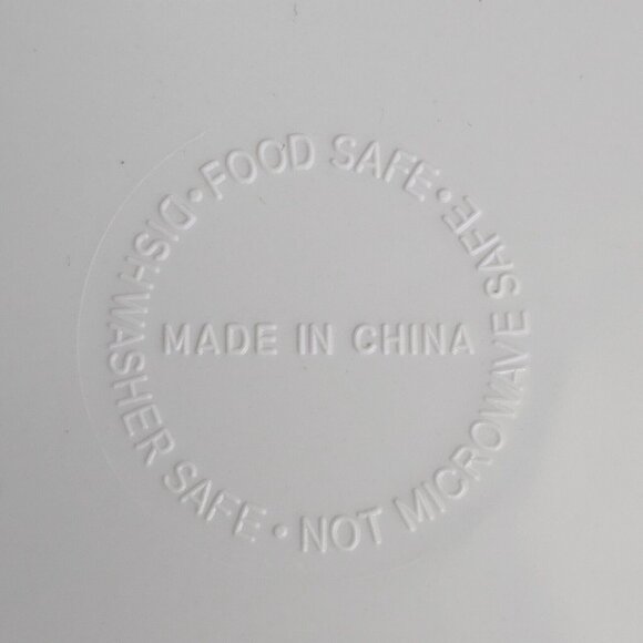 Lot of 7 Melamine 7.5" Bowls Camping Flamingo Tent RV Canoe Trees Grill Fire - Picture 4 of 4